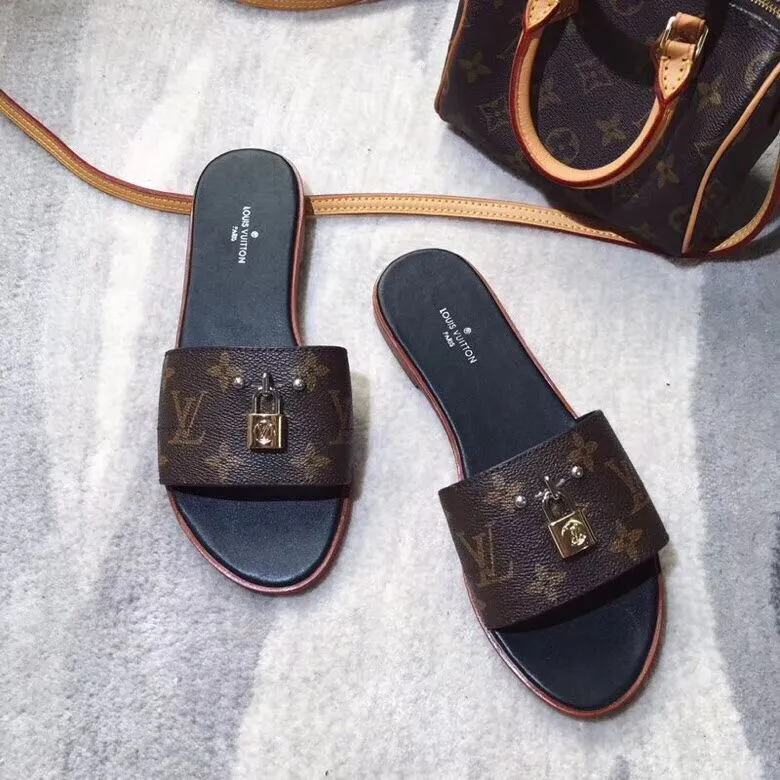 louis vuitton flip flops ladies